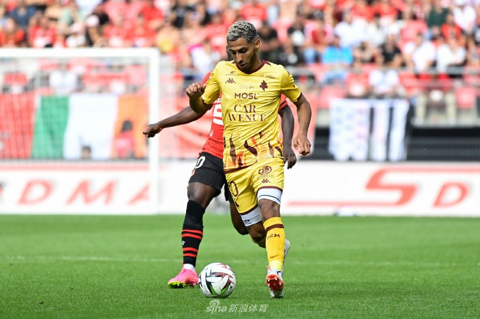 米兰前的助 米兰前的助