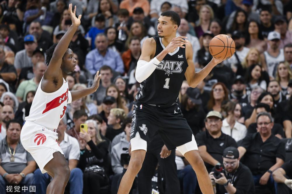 员和教练的 员和教练的